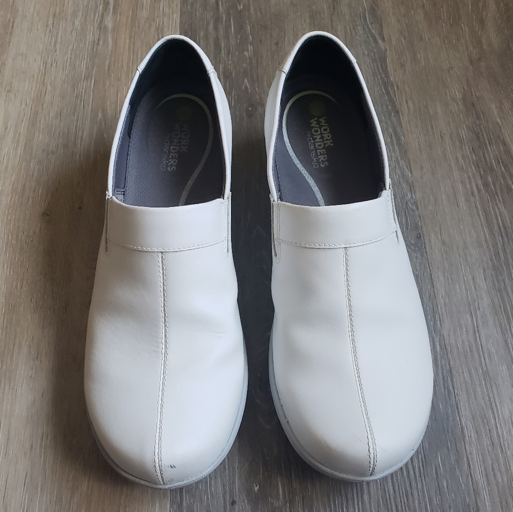 Work Wonders By Dansko Women's Coral Clog - image 1